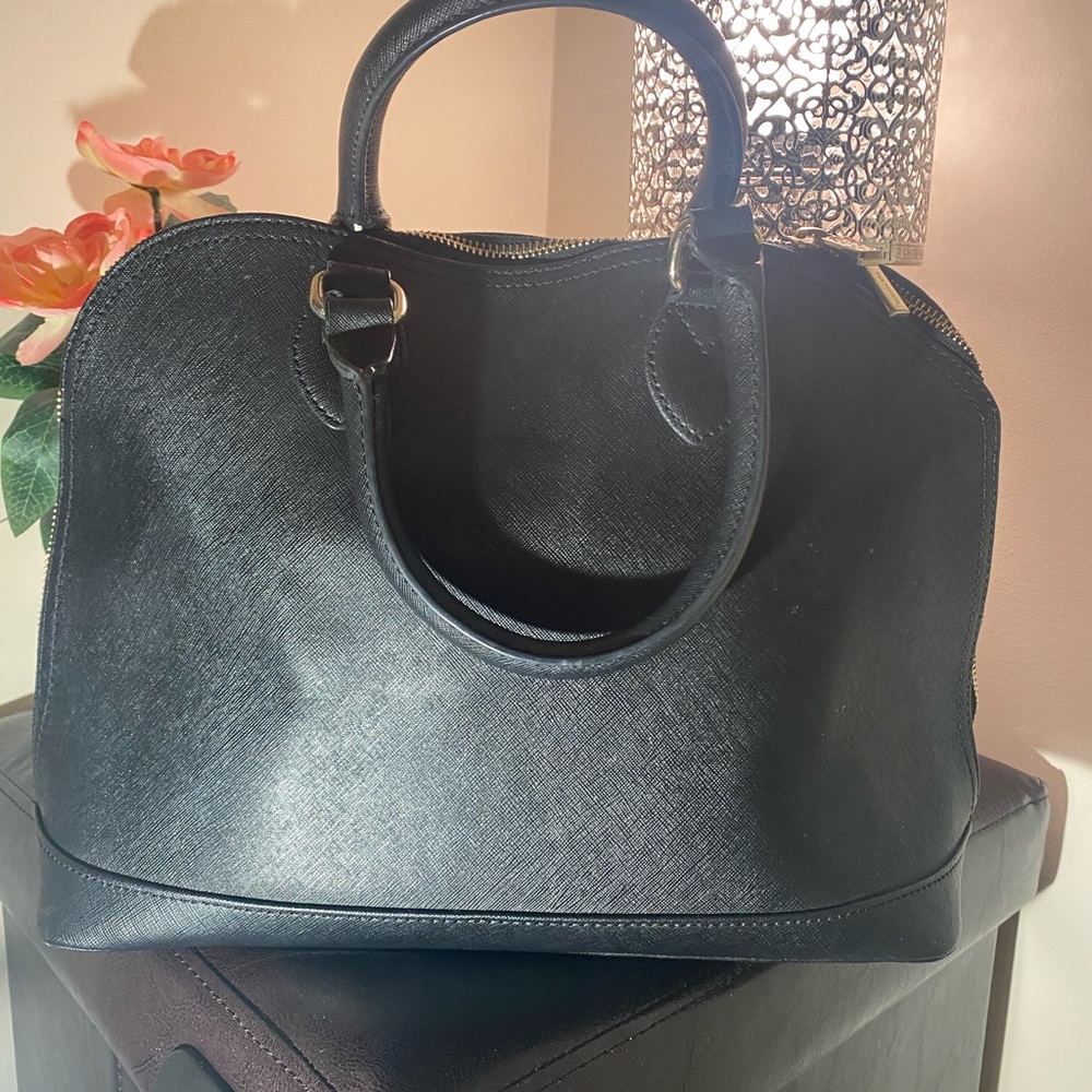 Danier Leather Purse